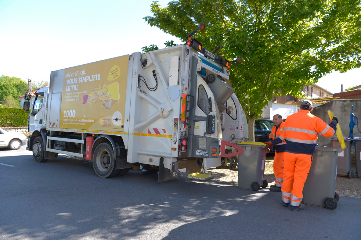 Offre d emploi responsable de la collecte des dechets menagers