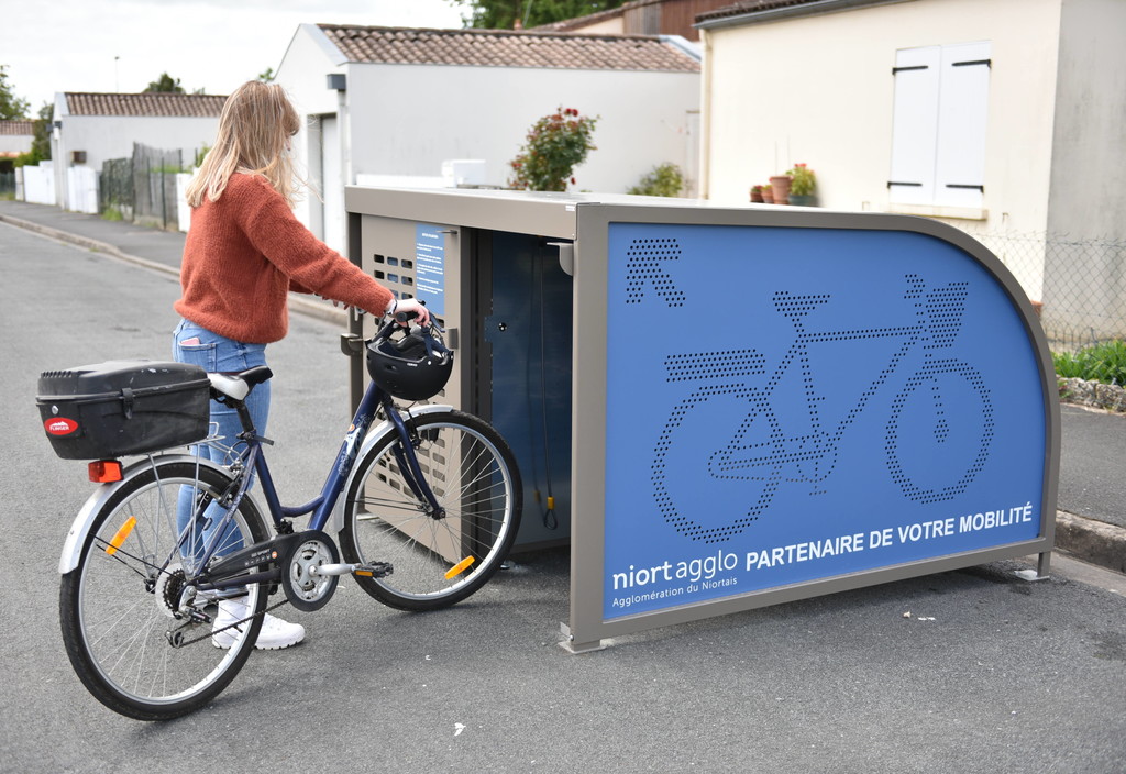 Abri vélo sécurisé à la gare