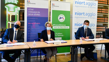 Visite de Mme Caroline Cayeux presidente de l'Agence Nationale de la cohesion des territoires