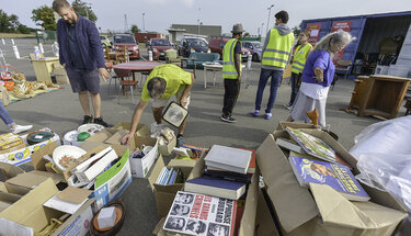Journée vente ddes articles récupérés par le CJS à la décheterie du Valon d'Arty