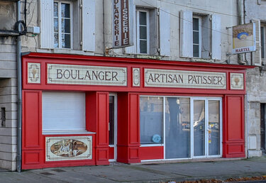 boulangerie/ pâtisserie/ snacking au 15 rue Pluviault à Niort