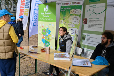 Manifestation L?aventure du Vivant sur le mail de la resistance