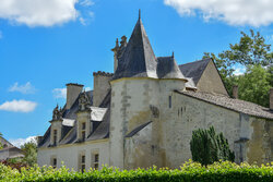 Patrimoine domestique Château renaissance 46.384379